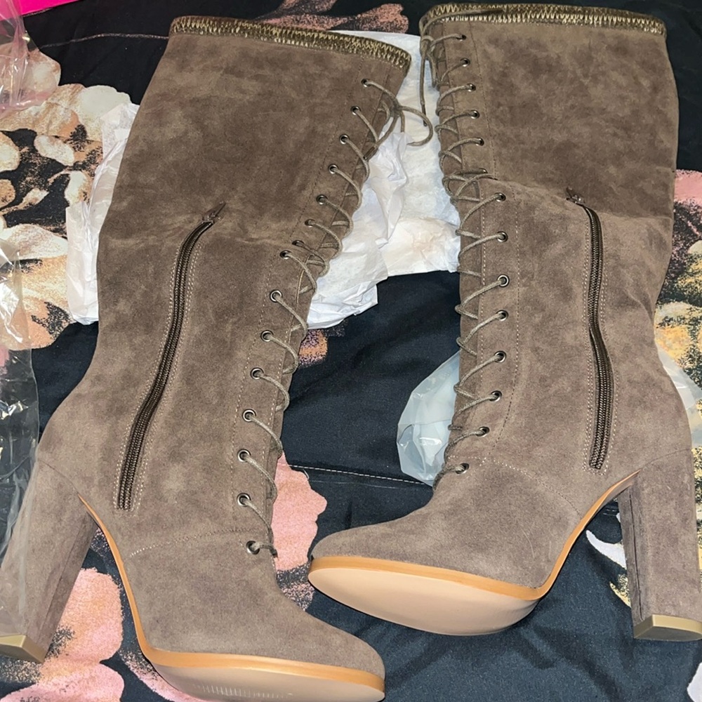 Brand new boots from#SHOEDAZZLE sway material  never wore